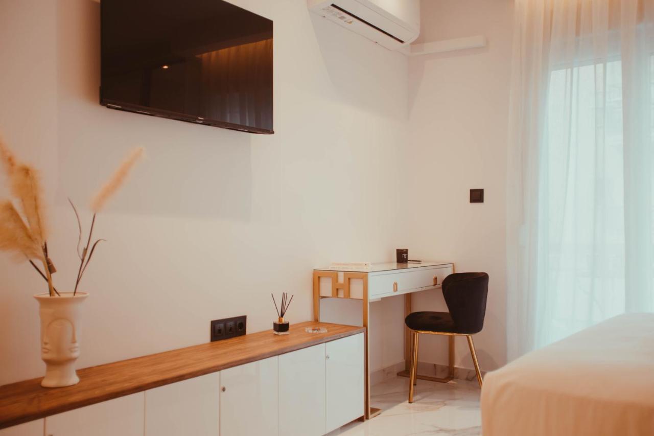 Aelia - Luxury Central Suite Alexandroupoli Bagian luar foto