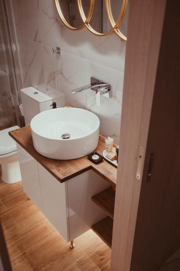 Aelia - Luxury Central Suite Alexandroupoli Bagian luar foto